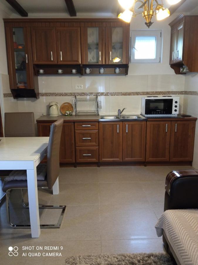 Apartments Peranovic Cattaro Esterno foto