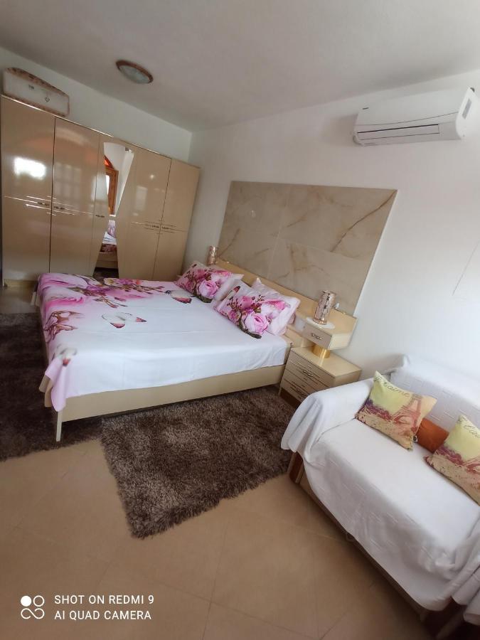 Apartments Peranovic Cattaro Esterno foto