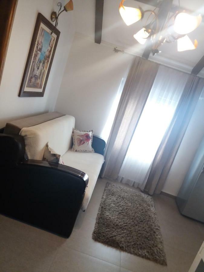 Apartments Peranovic Cattaro Esterno foto